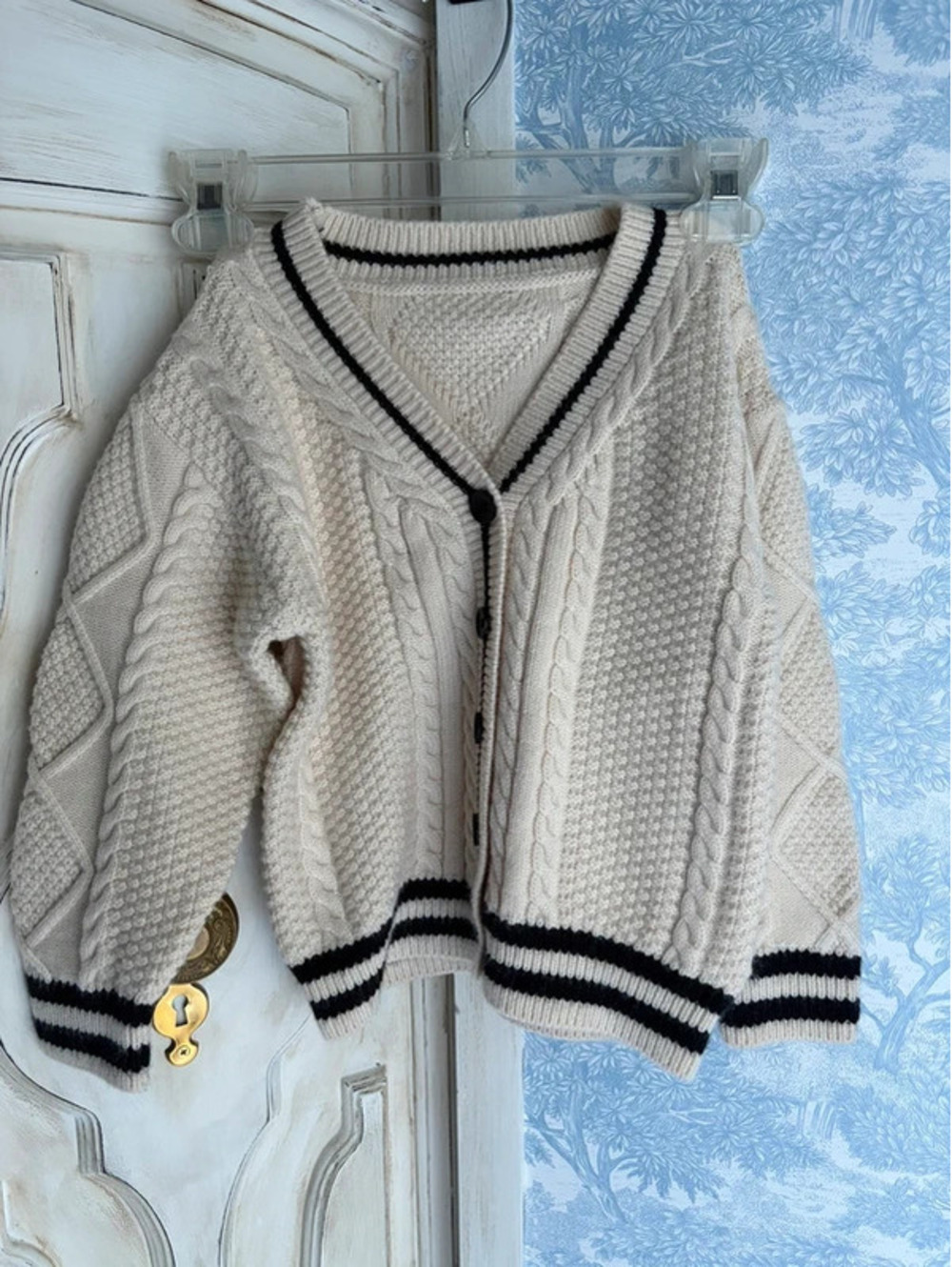 Back to school kids fall V-neck button up sweater